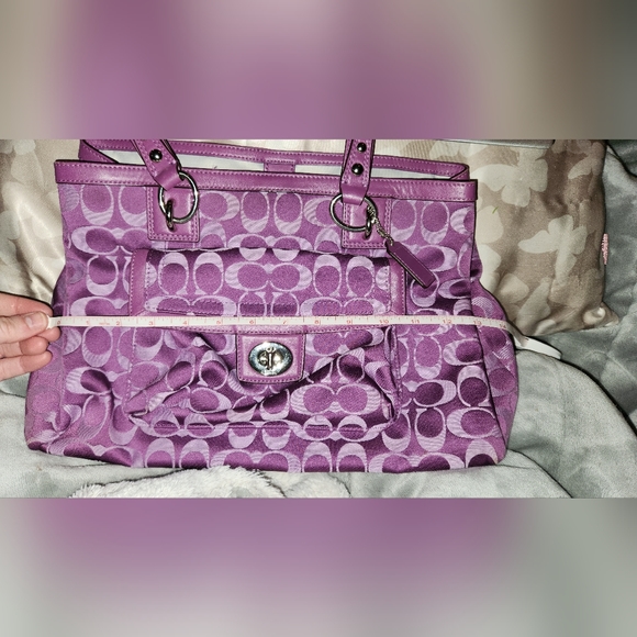NWOT Authentic Coach Penelope Purple Logo Purse - Picture 5 of 16